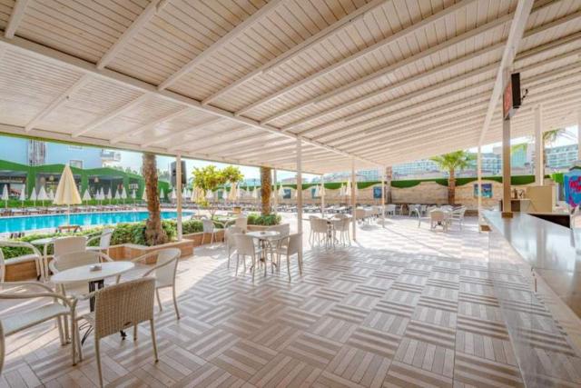 CARETTA RELAX HOTEL - Bary - Pool Bar