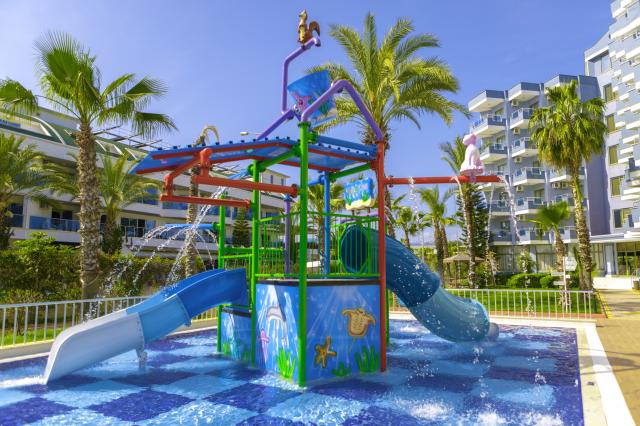 CARETTA RELAX HOTEL - Bazény - Venkovní dětský bazén