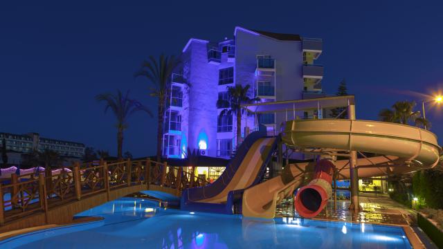 CARETTA RELAX HOTEL - Vodní park - Vodní park