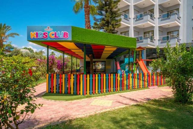 CARETTA RELAX HOTEL - Miniklub - Miniklub