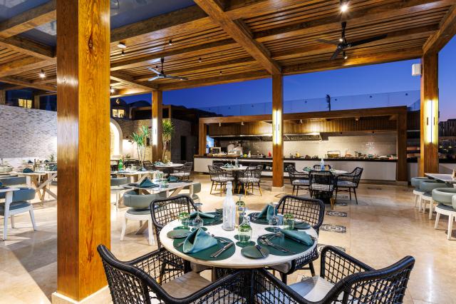 SUNRISE ANJUM RESORT - Restaurace - Basilico Restaurant