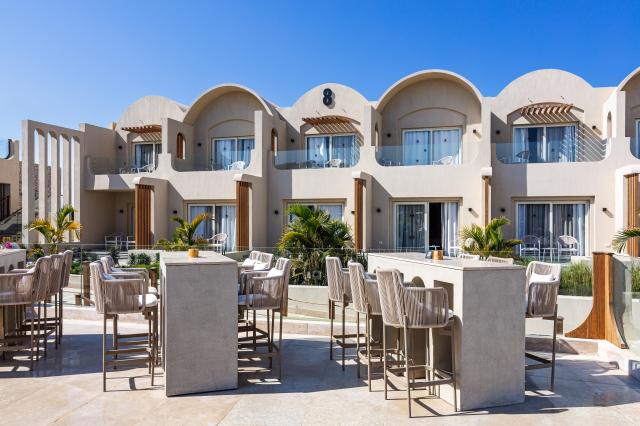 SUNRISE ANJUM RESORT - Bary - Latitude Bar