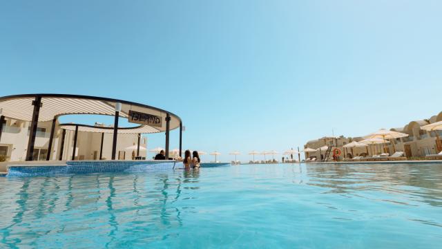 SUNRISE ANJUM RESORT - Bary - Island Pool Bar