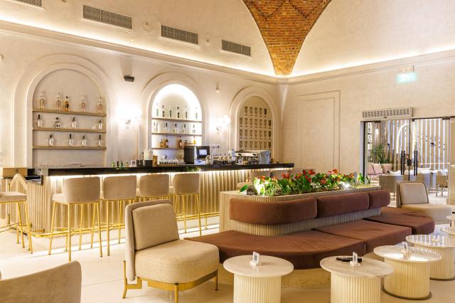 SUNRISE ANJUM RESORT - Bary - Indigo Lounge