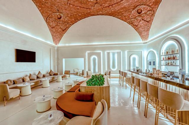 SUNRISE ANJUM RESORT - Bary - Indigo Lounge