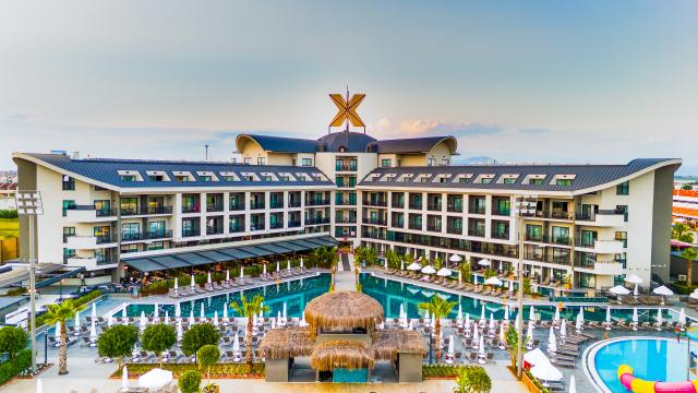 THE X BELEK - Obecné - Hlavní budova
