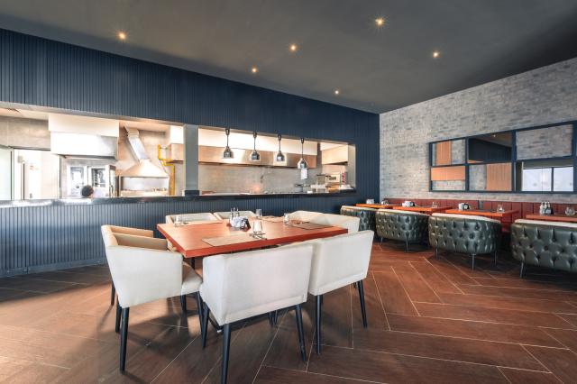 THE X BELEK - Restaurace - She & He Adult Restaurant