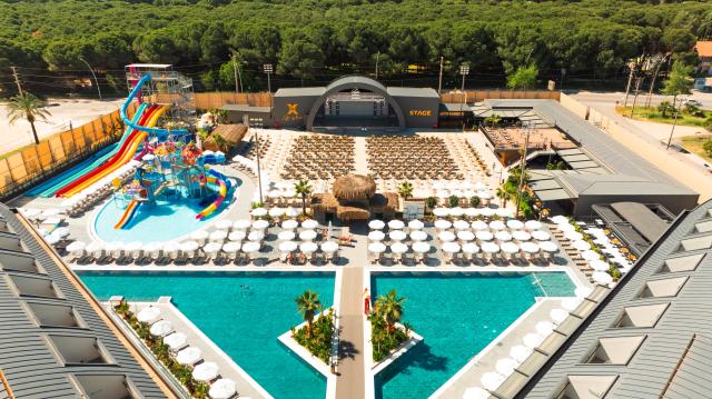 THE X BELEK - Bazény - Venkovní bazén