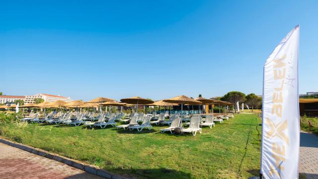 THE X BELEK - Pláž - Pláž