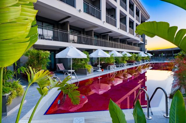 THE X BELEK - Pokoje - Swim Up Adult Zone