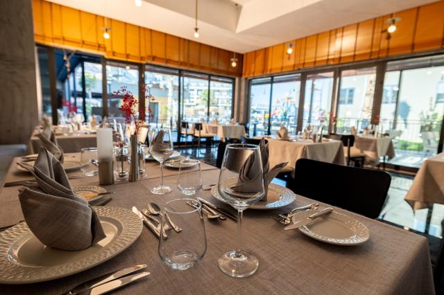 THE X BELEK - Restaurace - She & He Adult Restaurant