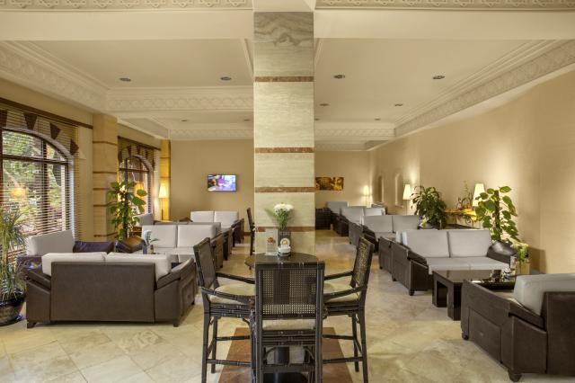 IC HOTELS GREEN PALACE & VILLAS - Restaurace - IC Cafe