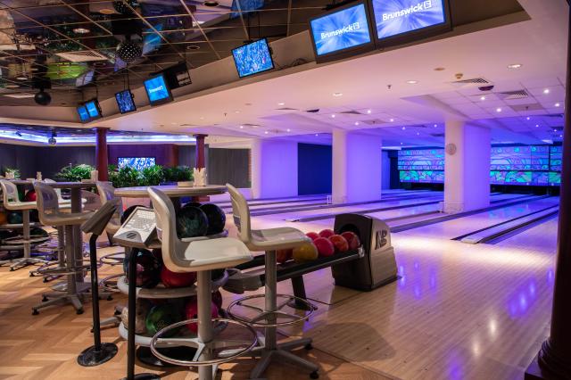 AJMAN HOTEL - Bary - The Avenue Bowling