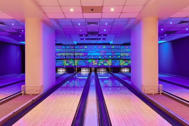 AJMAN HOTEL - Bary - The Avenue Bowling