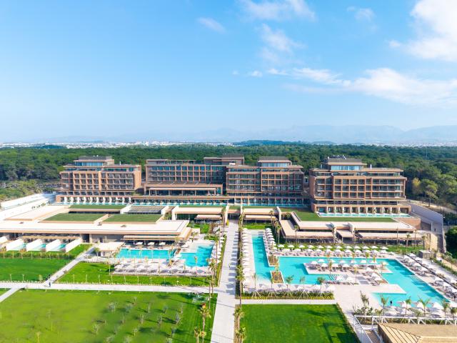 LUSSO SORGUN - Obecné - Hlavní budova
