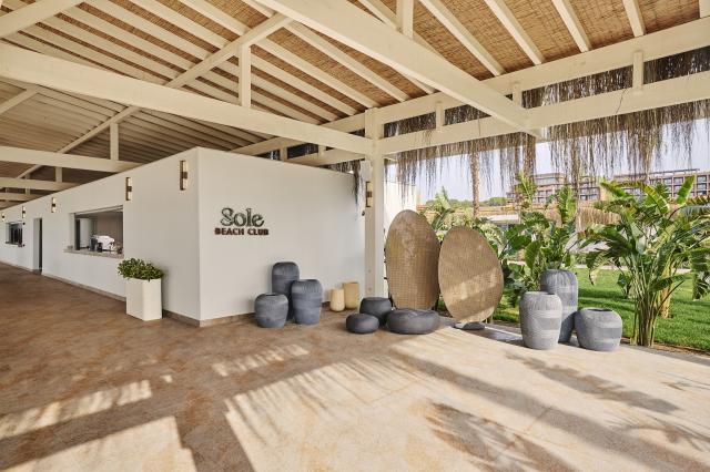 LUSSO SORGUN - Bary - SOLE BEACH CLUB