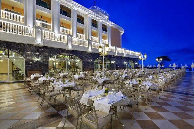 LITORE RESORT HOTEL - Restaurace - Main Restaurant