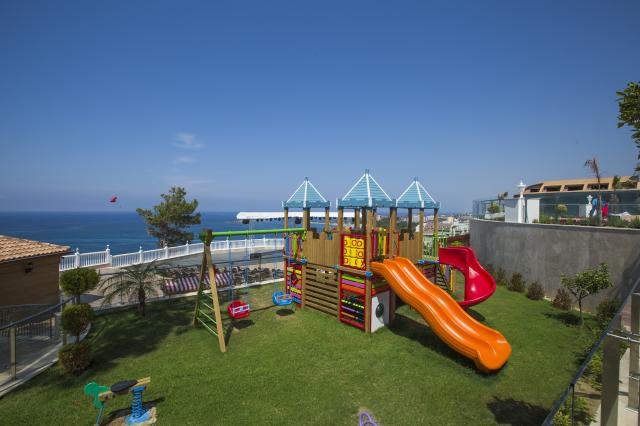 LITORE RESORT HOTEL - Miniklub - Miniklub