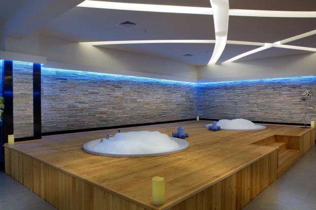 LITORE RESORT HOTEL - Lázně - Lázně