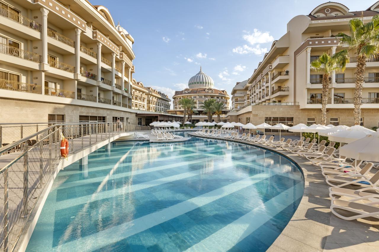 KIRMAN BELAZUR RESORT & SPA - Bazény - Venkovní bazén