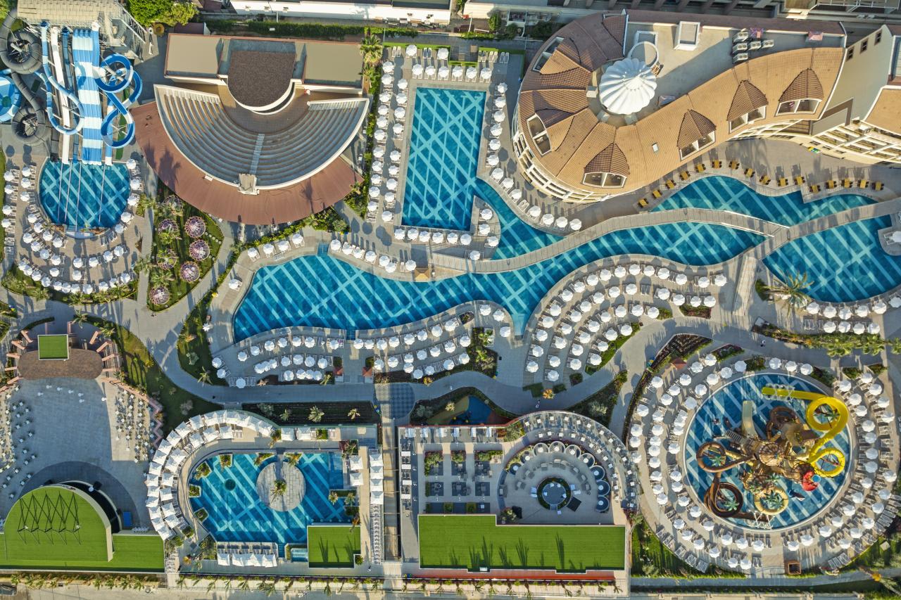 KIRMAN BELAZUR RESORT & SPA - Bazény - Venkovní bazén