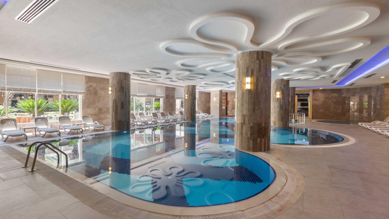 KIRMAN BELAZUR RESORT & SPA - Bazény - Vnitřní bazén