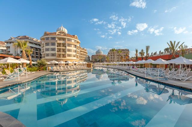 KIRMAN BELAZUR RESORT & SPA - Obecné - Hlavní budova