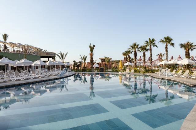 KIRMAN BELAZUR RESORT & SPA - Bazény - Venkovní bazén