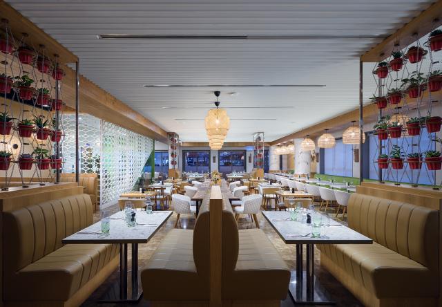 THE FIRST COLLECTION MARINA (ex. WYNDHAM DUBAI MARINA) - Restau