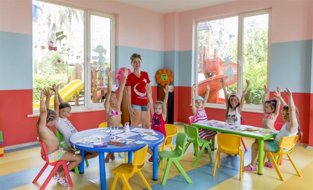 HOLIDAY PARK RESORT - Miniklub - Miniklub