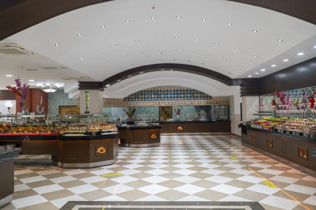 ADALYA ART SIDE - Restaurace - SULTAN MAIN RESTAURANT  