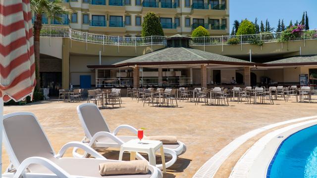 ADALYA ART SIDE - Bary - POOL BAR