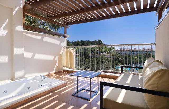 BARUT HEMERA - Pokoje - SUPERIOR ROOM WITH JACUZZI ON BALCONY