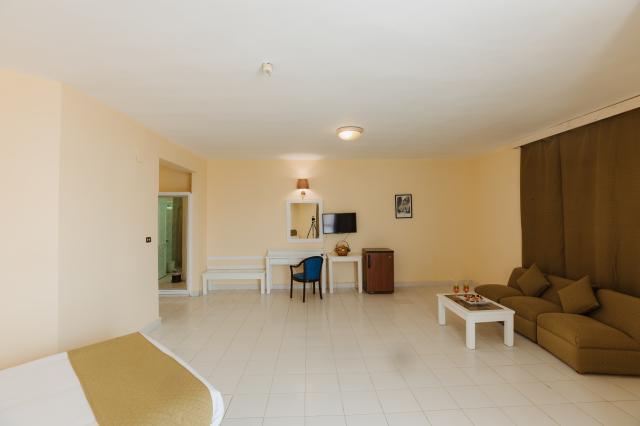 EMPIRE HOTEL AQUA PARK - Pokoje - FAMILY ROOM 