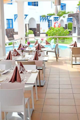 LABRANDA BAHIA FAÑABE & VILLAS - Restaurace - VILLAS 