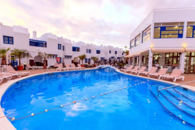 LABRANDA BAHIA FAÑABE & VILLAS - Bazény - Venkovní bazén