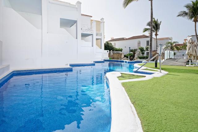 LABRANDA BAHIA FAÑABE & VILLAS - Bazény - Venkovní bazén