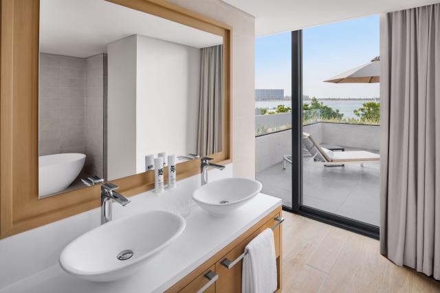 MOVENPICK RESORT AL MARJAN ISLAND - Pokoje - BEACHFRONT JUNIOR 