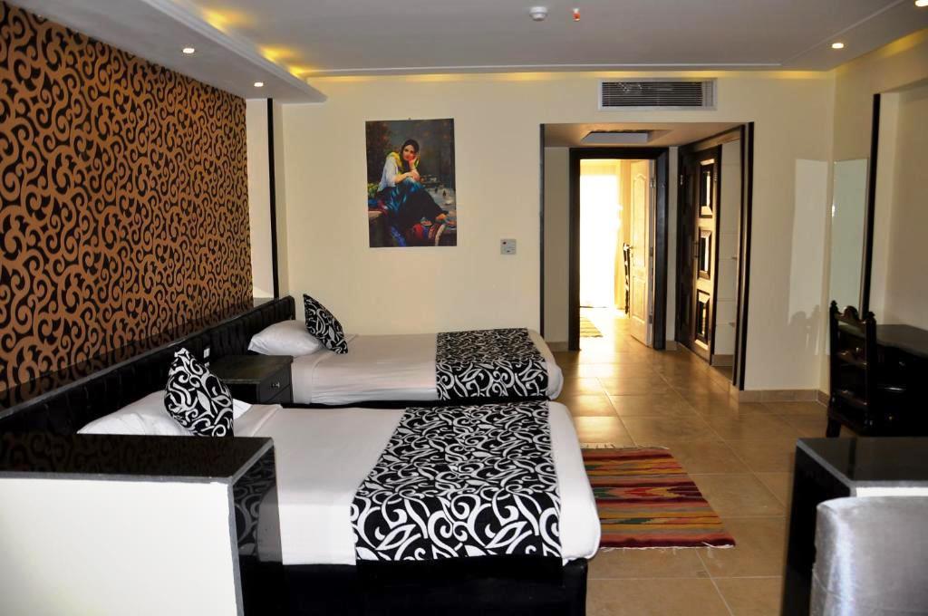 PANORAMA BUNGALOWS RESORT EL GOUNA - Pokoje - Family Deluxe Roo