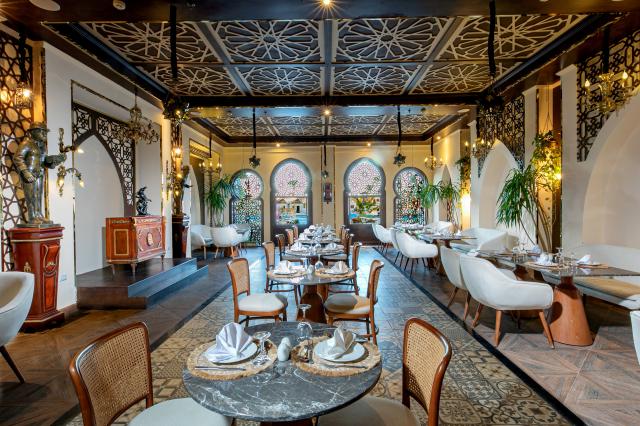 PANORAMA BUNGALOWS RESORT EL GOUNA - Restaurace - Tajn Restaura