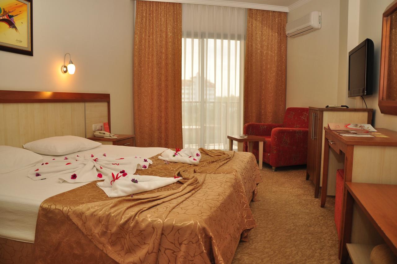 VICTORY RESORT HOTEL - Pokoje - STANDARD ROOM WITH BALCONY