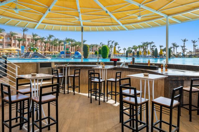 PICKALBATROS PALACE RESORT - Bary - Pool Bar