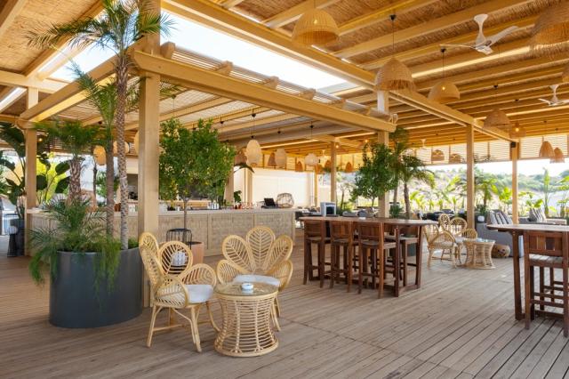 LIU RESORTS - Bary - BREEZE BEACH BAR