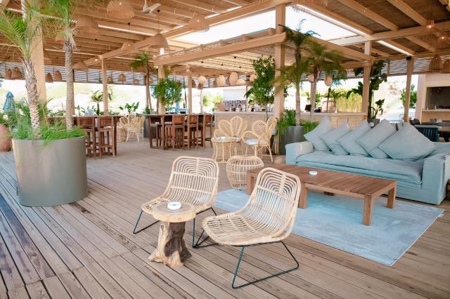 LIU RESORTS - Bary - BREEZE BEACH BAR