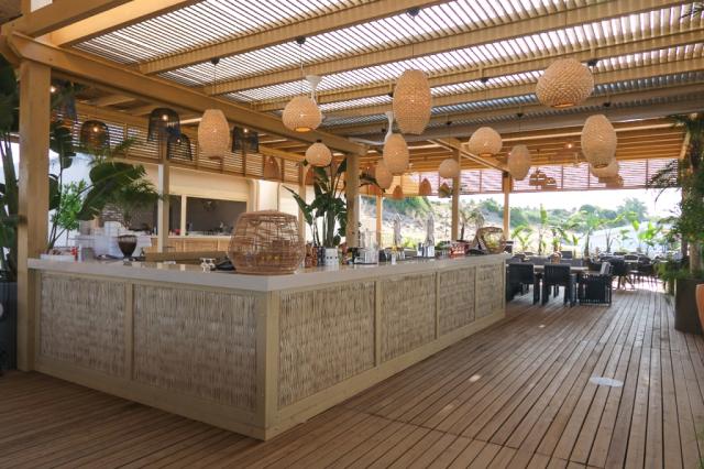 LIU RESORTS - Bary - BREEZE BEACH BAR