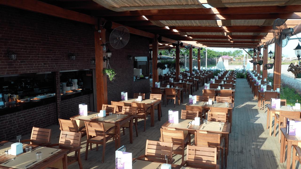 PORT NATURE LUXURY RESORT HOTEL & SPA - Restaurace - Sea Side