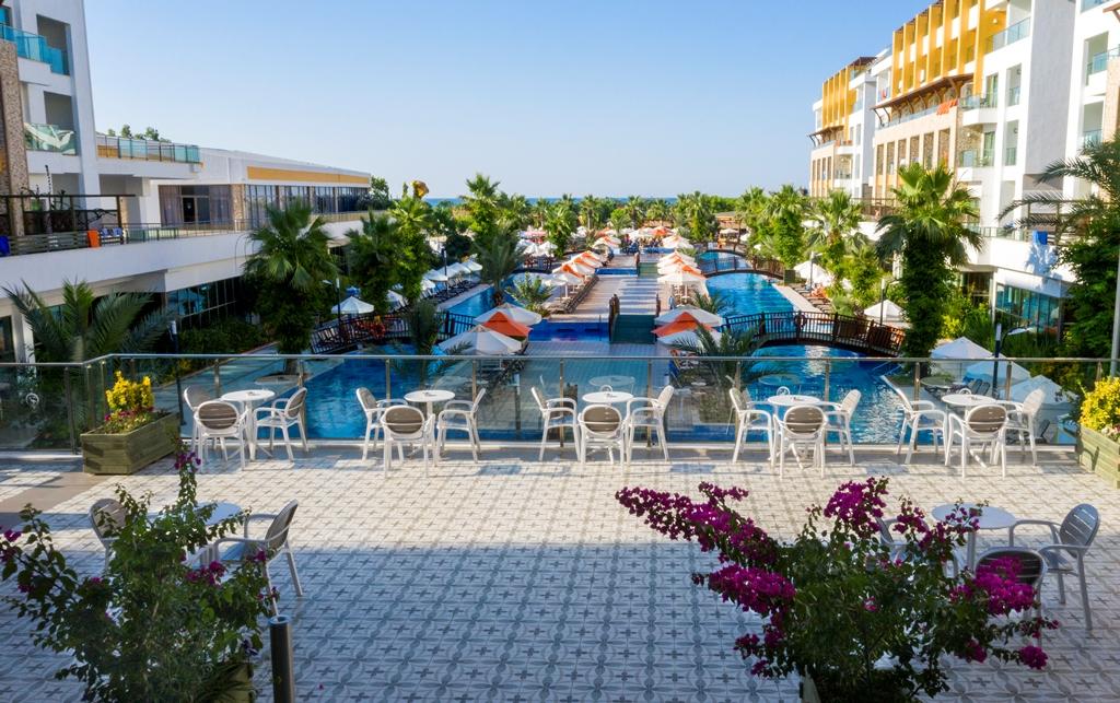 PORT NATURE LUXURY RESORT HOTEL & SPA - Bazény - Venkovní bazén