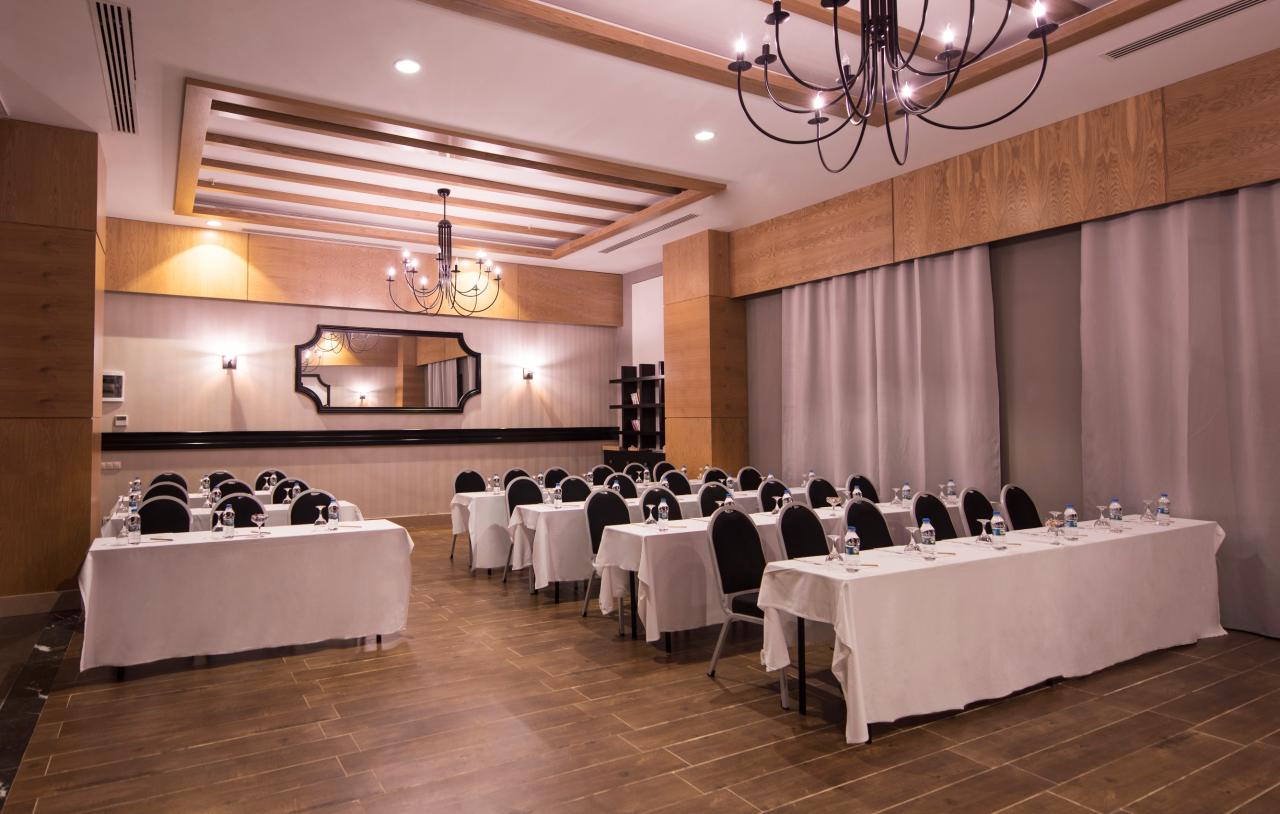 PORT NATURE LUXURY RESORT HOTEL & SPA - MICE - MICE
