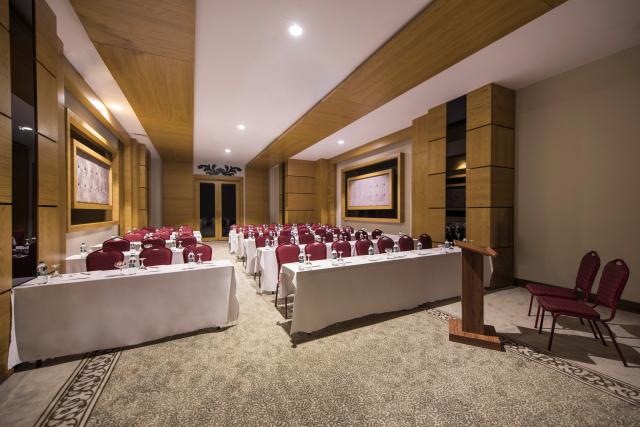 PORT NATURE LUXURY RESORT HOTEL & SPA - MICE - MICE