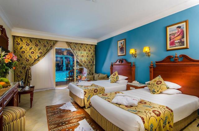 TITANIC PALACE & AQUA PARK BEACH RESORT - Pokoje - SWIM UP ROOM